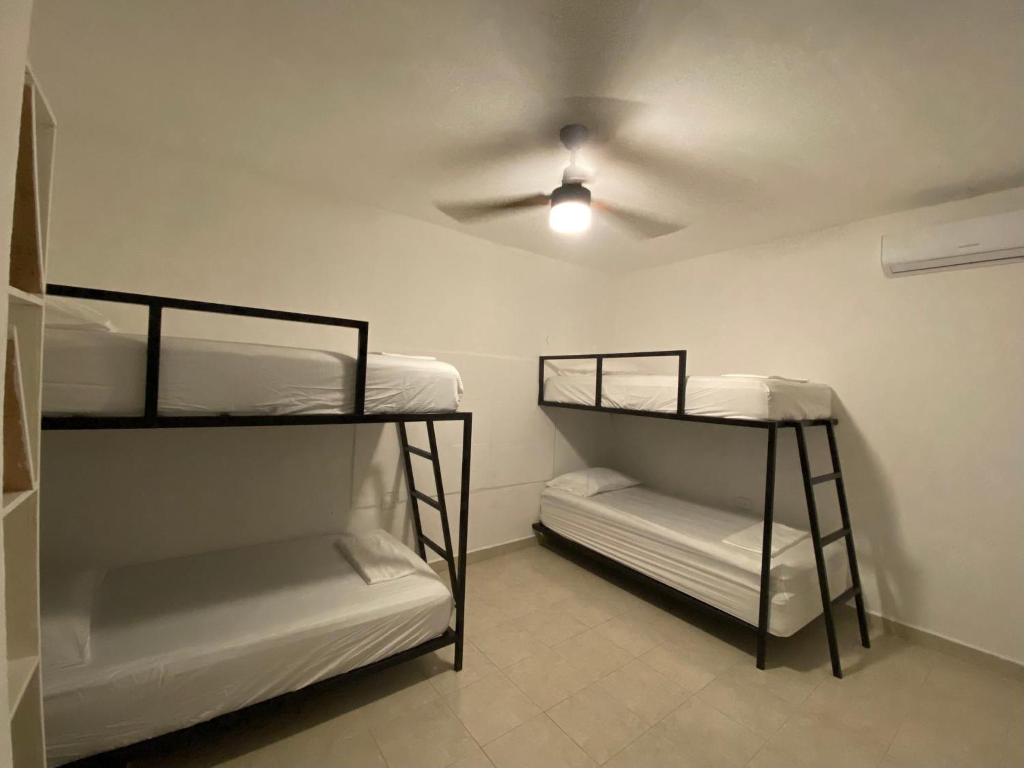 The Hostal Inn Playa del Carmen Exterior photo